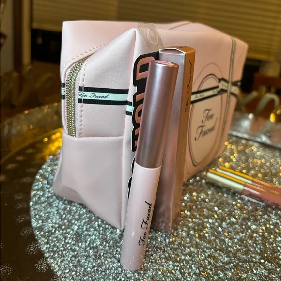 Too Faced beauty bundle of 4pc NIP - Picture 8 of 10